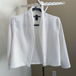 NEVER WORN Windsor Cropped Blazer